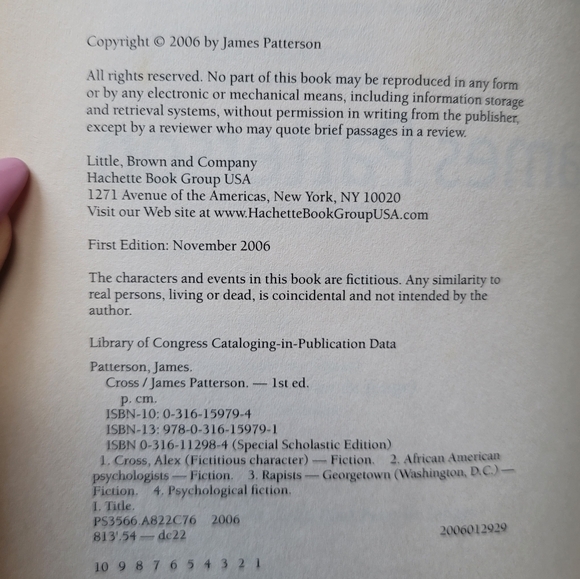 JAMES PATTERSON First Editions Cross Book Bundle - Picture 6 of 7